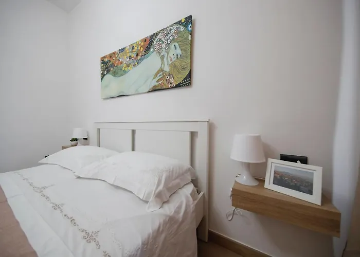 The Door Saturday Appartement Napels